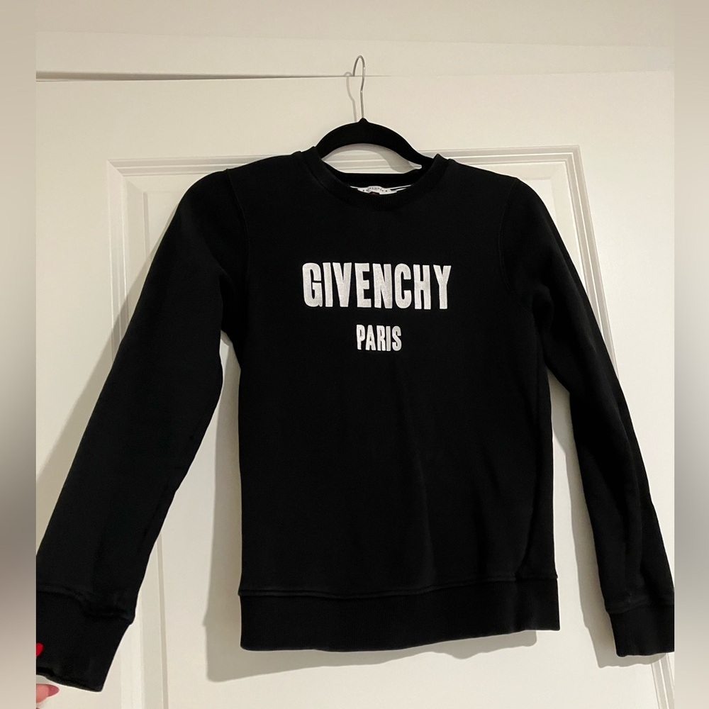 Black Givenchy sweatshirt. Size 12yrs children but would fit US 2 women’s.